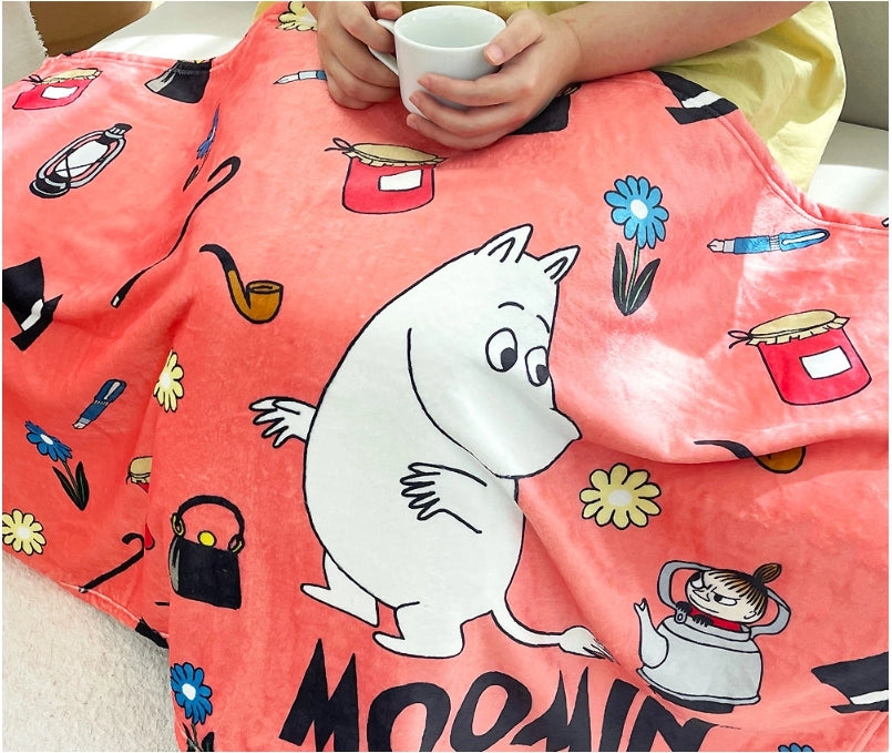 Moomin Illustrated Warm Cozy Throw Blanket - Peach