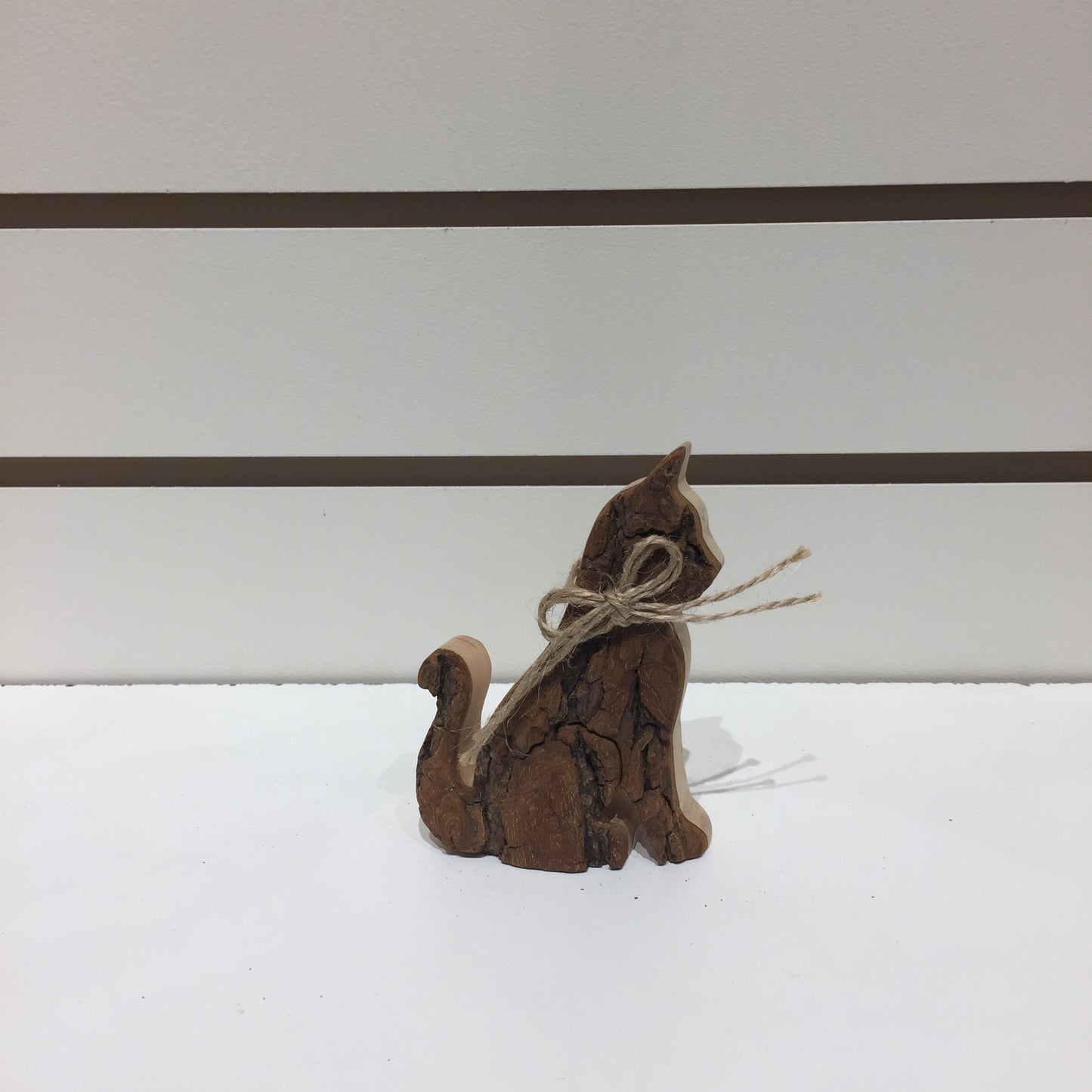 Bark Sitting Cat - Small