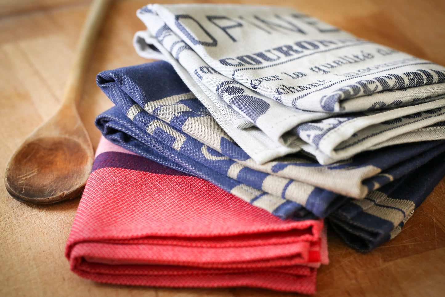 Opinel Kitchen Towel - On peut tout faire