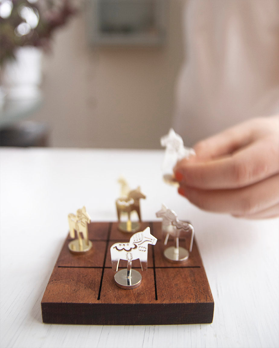 Dala Horse Tic Tac Toe