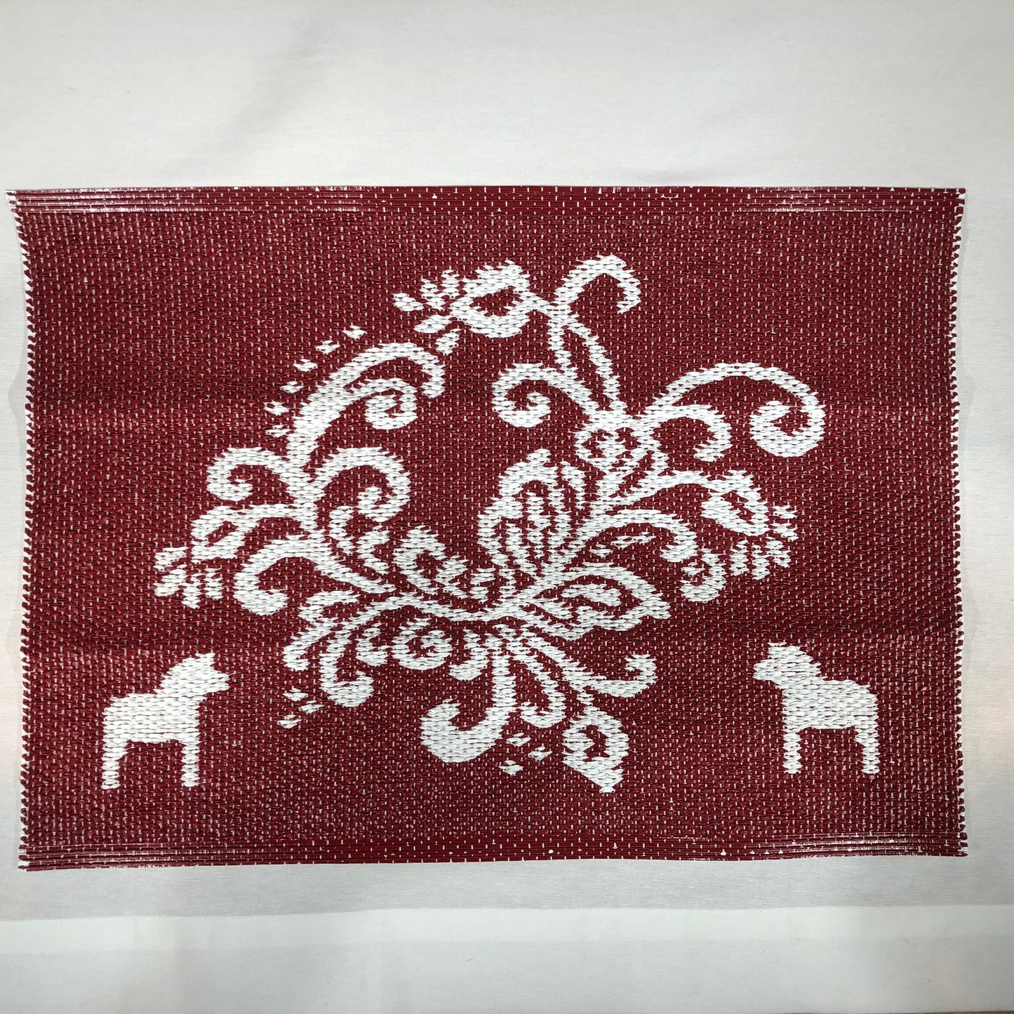 Dala Horse Vinyl Rug, Red 28"x20"