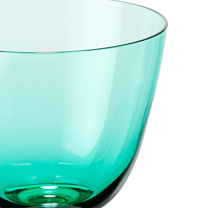 Holmegaard Flow Tumbler on Foot - Emerald Green