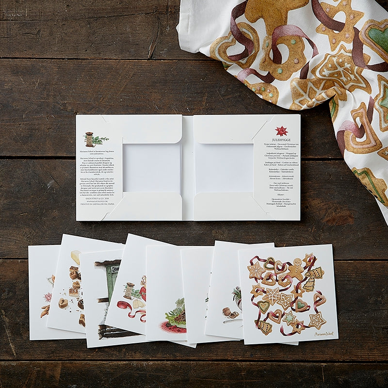 8 Square Cards with Envelopes - Julehygge