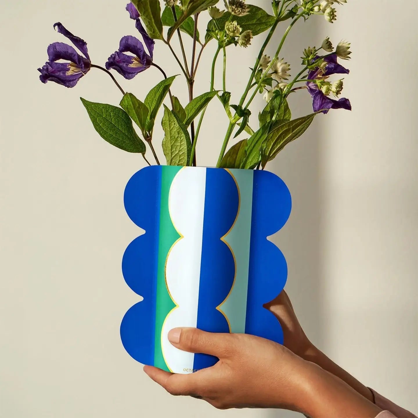 Octaevo Riviera Wave Paper Vase