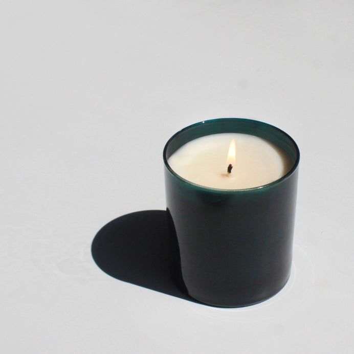 9oz Hue Candle - Solstice (Nordic Pine)