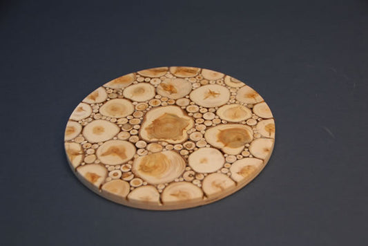 Juniper Round Heat Resistant Board, 7"