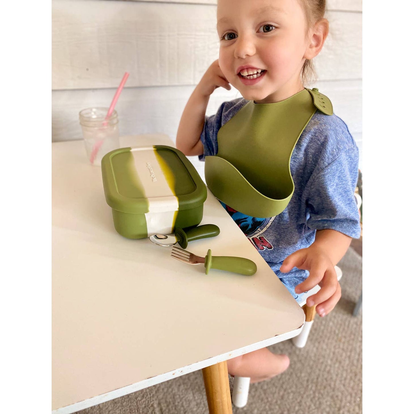 Silicone Catch Bib Set | Juniper & Moss