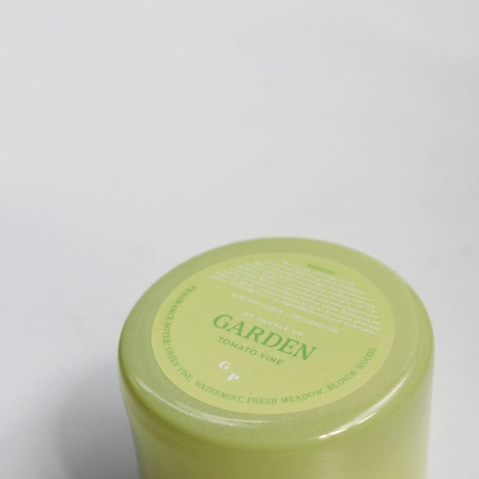 9oz Hue Candle - Garden (Tomato Vine)