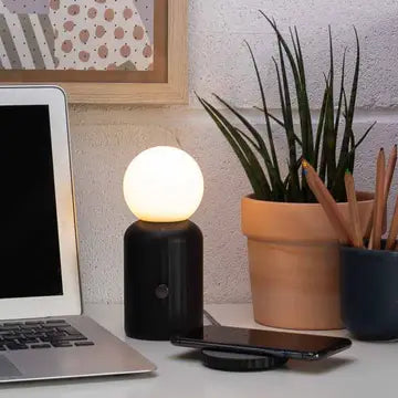 Wireless Lamp and Charger – Black