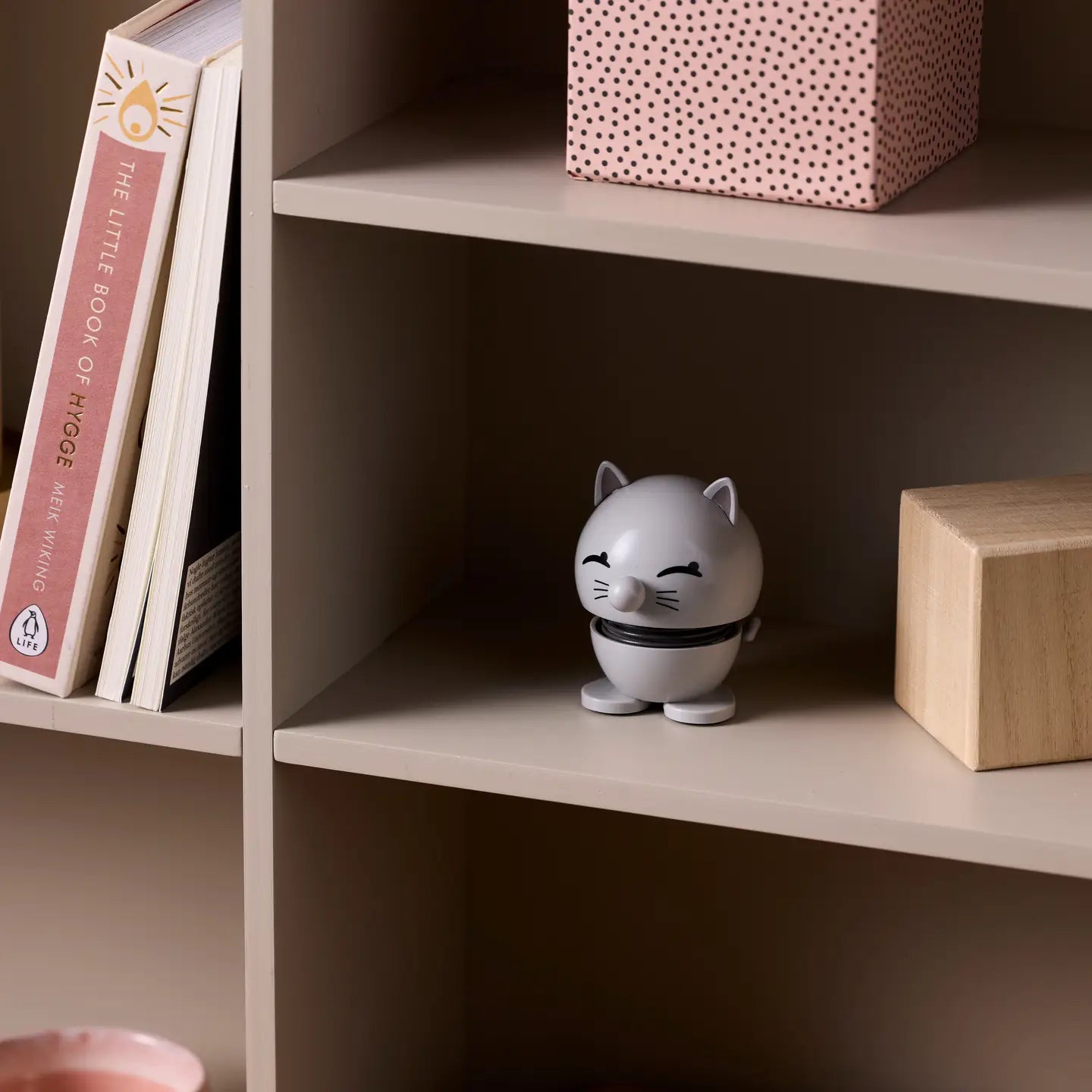 Hoptimist Cat Light Grey